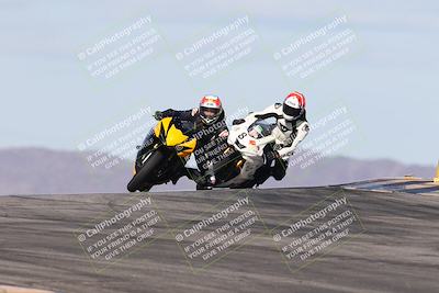 media/Nov-16-2025-Race Pace (Sun) [[8c5fa54630]]/Verified Riders/1-Turns 9 and 10 (925am)/